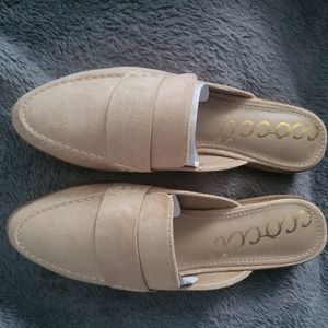 Dress shoe